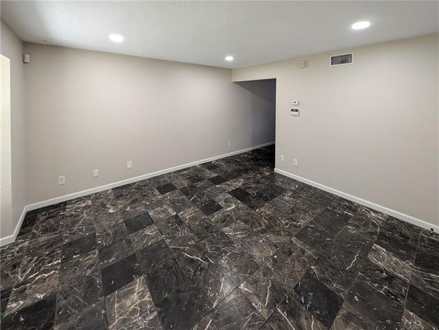 6702 Everhart Road S104, Corpus Christi, TX 78413