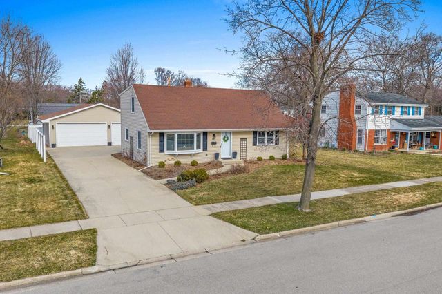 637 N WINNEBAGO STREET, De Pere, WI 54115