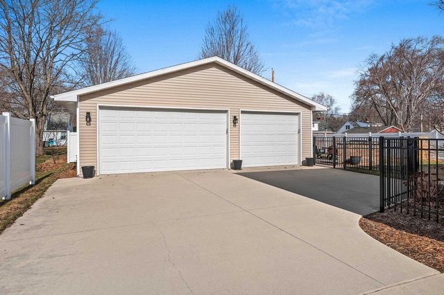 637 N WINNEBAGO STREET, De Pere, WI 54115