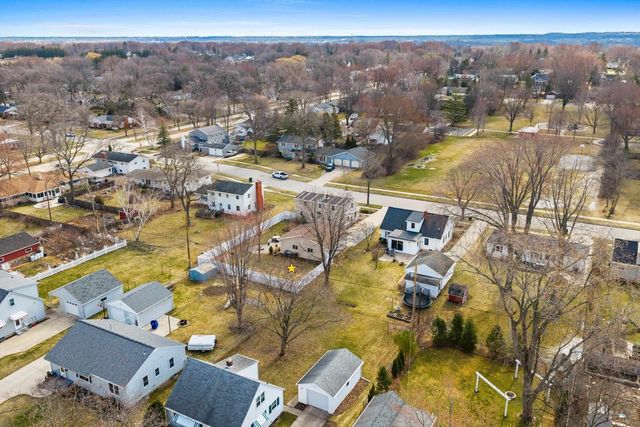 637 N WINNEBAGO STREET, De Pere, WI 54115