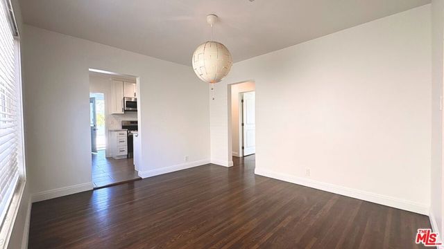 1208 S Cochran Avenue, Los Angeles, CA 90019