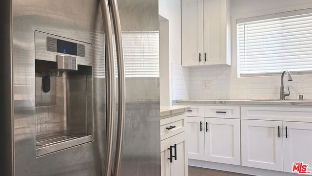 1208 S Cochran Avenue, Los Angeles, CA 90019