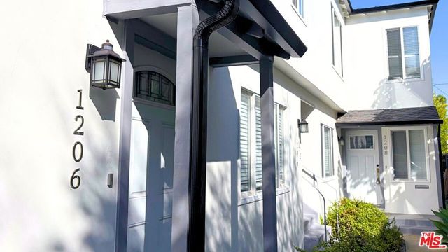 1208 S Cochran Avenue, Los Angeles, CA 90019