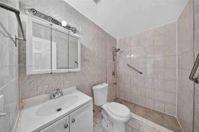 6161 E 4th Avenue, Hialeah, FL 33013