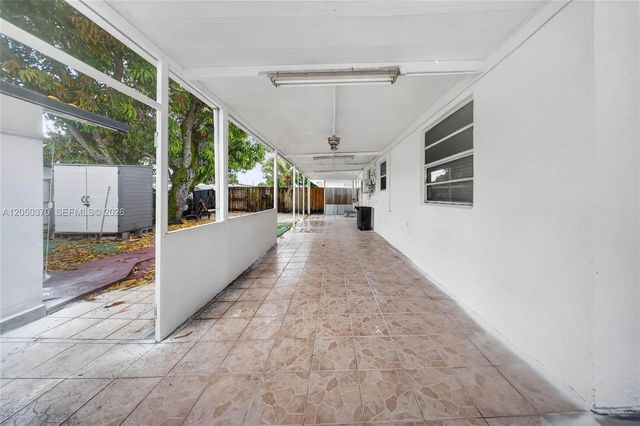 6161 E 4th Avenue, Hialeah, FL 33013