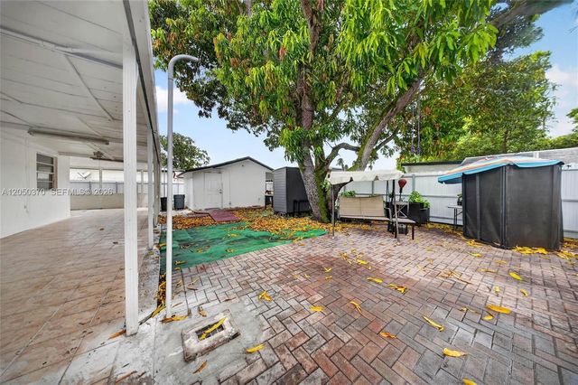 6161 E 4th Avenue, Hialeah, FL 33013