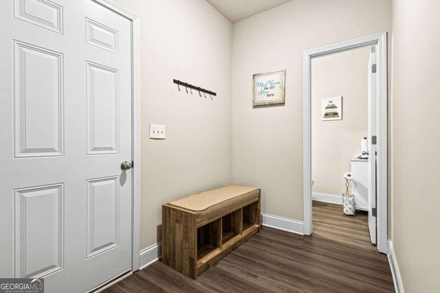 61 N Village Circle, Rydal, GA 30171