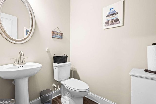 61 N Village Circle, Rydal, GA 30171