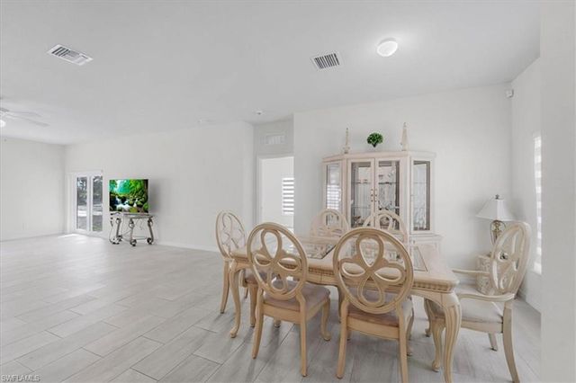 6040 Kumquat CIR, Labelle, FL 33935