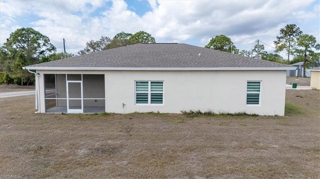 6040 Kumquat CIR, Labelle, FL 33935