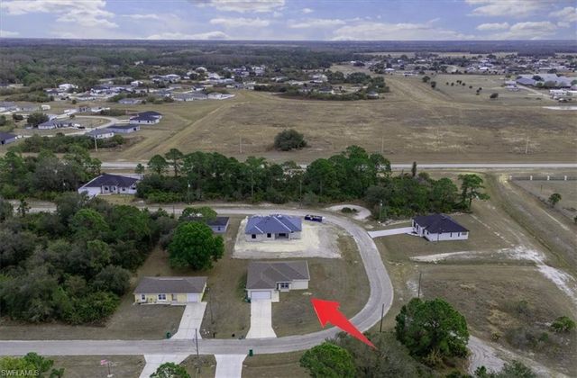 6040 Kumquat CIR, Labelle, FL 33935