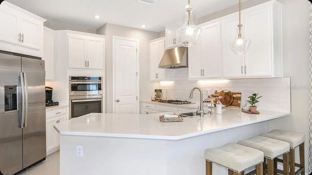 5042 CYAN LOOP, Apollo Beach, FL 33572