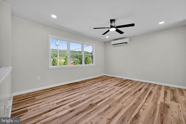 1408 BEAUMONT AVE, Temple, PA 19560