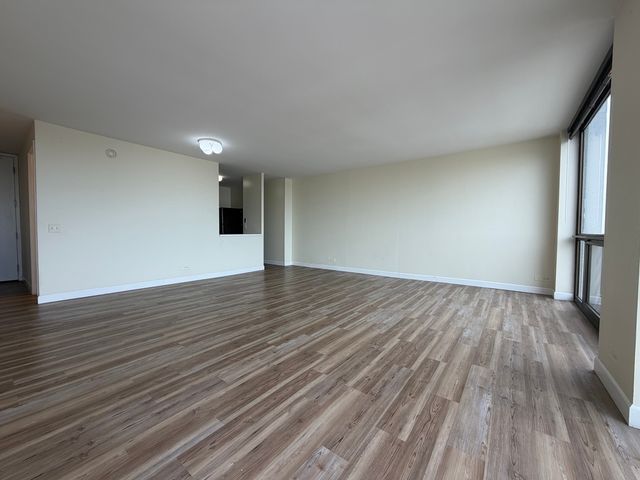 4343 N Clarendon Avenue 2505, Chicago, IL 60613