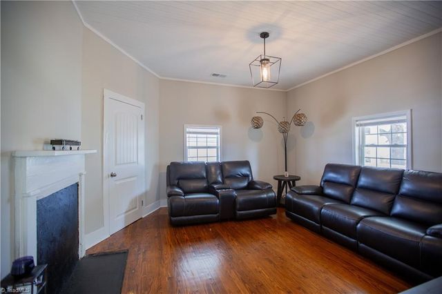 514 Barnes Street, Reidsville, NC 27320