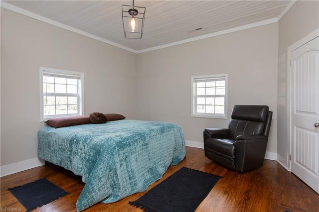514 Barnes Street, Reidsville, NC 27320