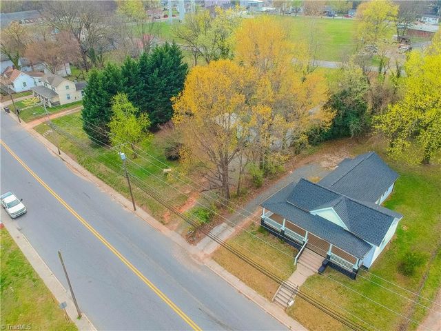 514 Barnes Street, Reidsville, NC 27320