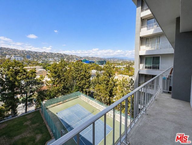 100 S Doheny Drive 815, Los Angeles, CA 90048