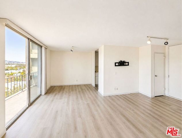 100 S Doheny Drive 815, Los Angeles, CA 90048