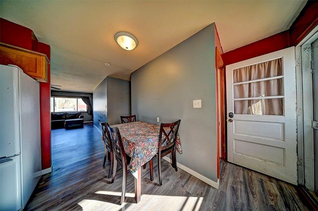 5127 Holly Avenue NW, Cedar Rapids, IA 52405