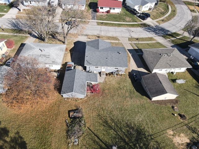 5127 Holly Avenue NW, Cedar Rapids, IA 52405