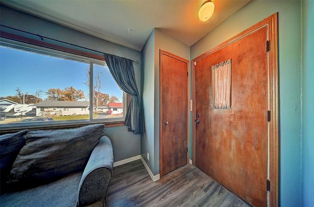 5127 Holly Avenue NW, Cedar Rapids, IA 52405