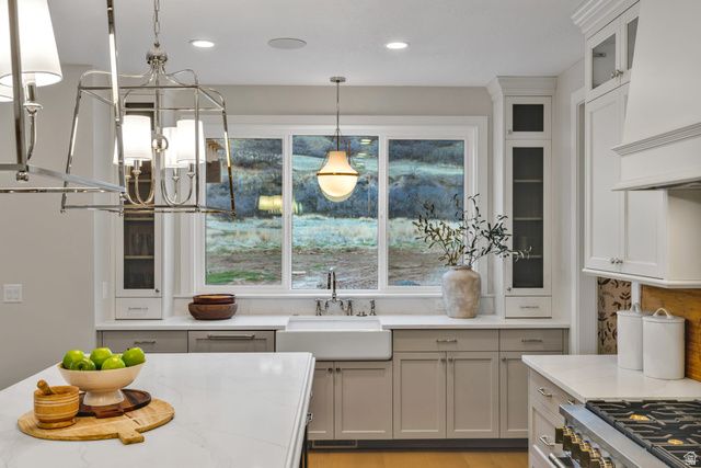 764 N 2000 E, Mapleton, UT 84664