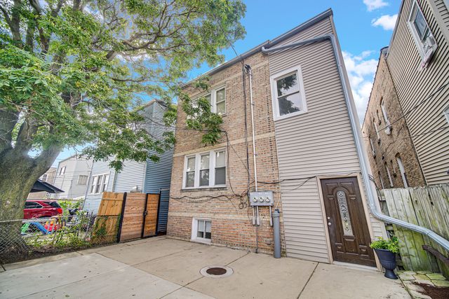 5042 W Wellington Avenue, Chicago, IL 60641