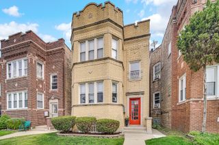 5042 W Wellington Avenue, Chicago, IL 60641