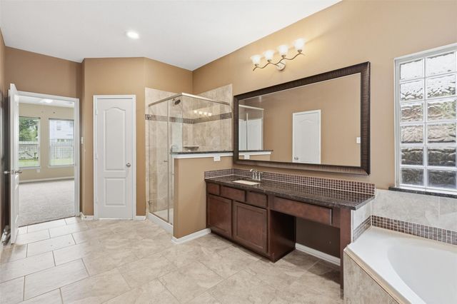 12410 Adams Ridge Lane, Humble, TX 77346