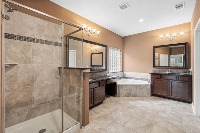 12410 Adams Ridge Lane, Humble, TX 77346