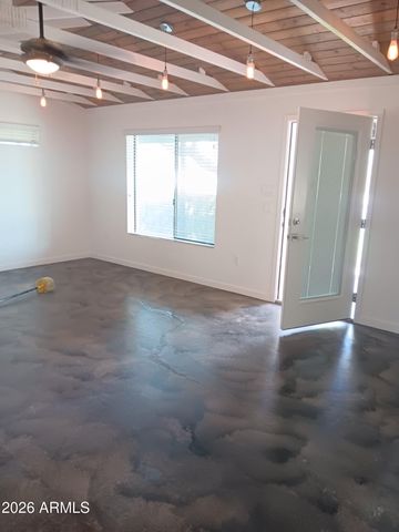 3948 E EARLL Drive A, Phoenix, AZ 85018