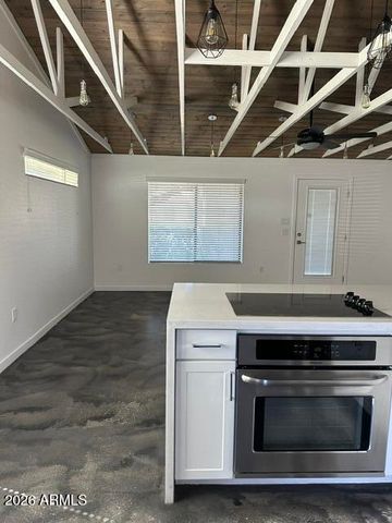 3948 E EARLL Drive A, Phoenix, AZ 85018