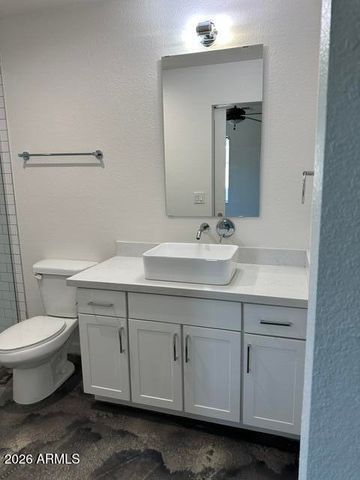 3948 E EARLL Drive A, Phoenix, AZ 85018