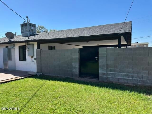 3948 E EARLL Drive A, Phoenix, AZ 85018