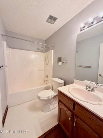155 W Foxwood Circle Circle, Hernando, MS 38632