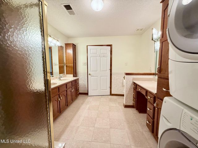 155 W Foxwood Circle Circle, Hernando, MS 38632