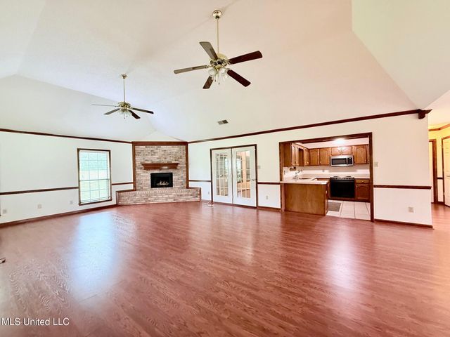 155 W Foxwood Circle Circle, Hernando, MS 38632