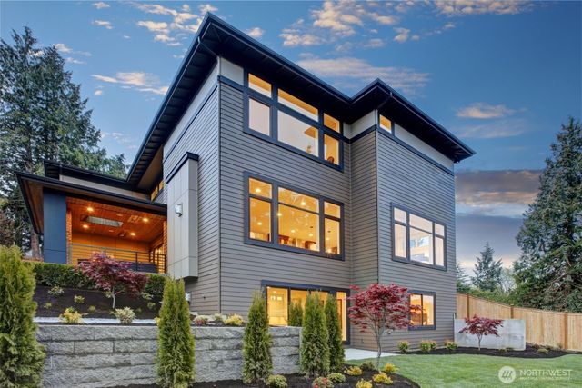 4163 38th Avenue S, Seattle, WA 98118
