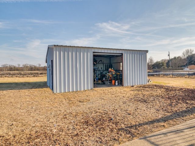 18524 Fm 740, Forney, TX 75126