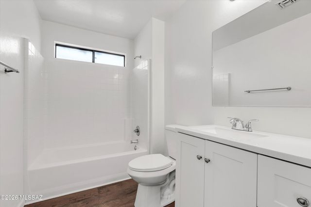 3008 N Estrella Avenue, Tucson, AZ 85705