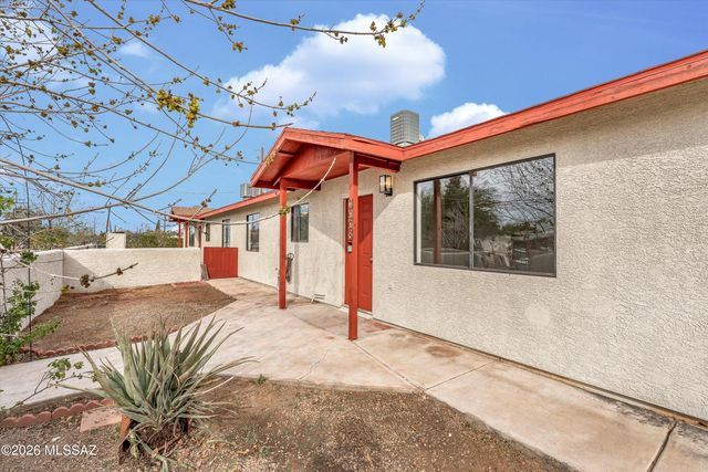 3008 N Estrella Avenue, Tucson, AZ 85705