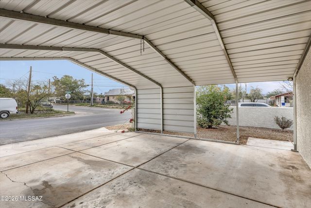 3008 N Estrella Avenue, Tucson, AZ 85705
