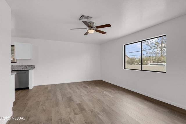 3008 N Estrella Avenue, Tucson, AZ 85705