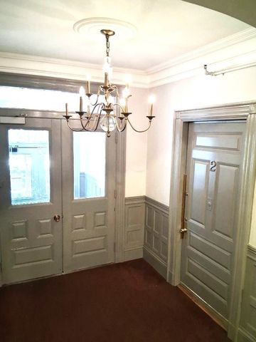 869 Beacon 5, Boston, MA 02215