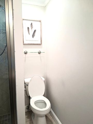 869 Beacon 5, Boston, MA 02215