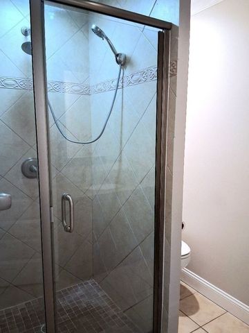 869 Beacon 5, Boston, MA 02215