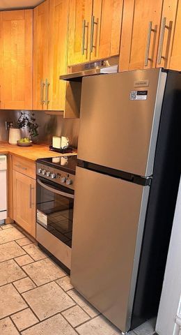 869 Beacon 5, Boston, MA 02215