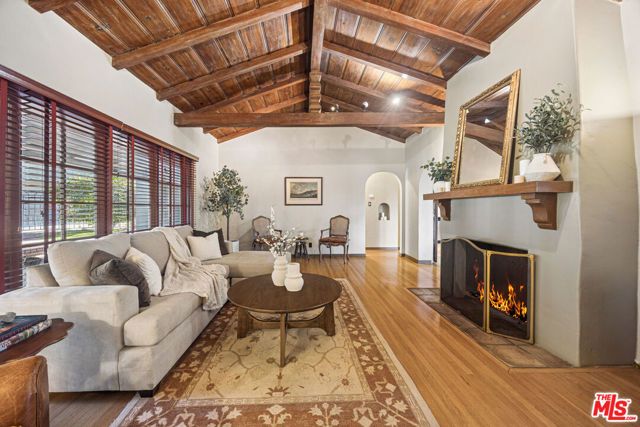 11325 Sunshine Terrace, Studio City (los Angeles), CA 91604