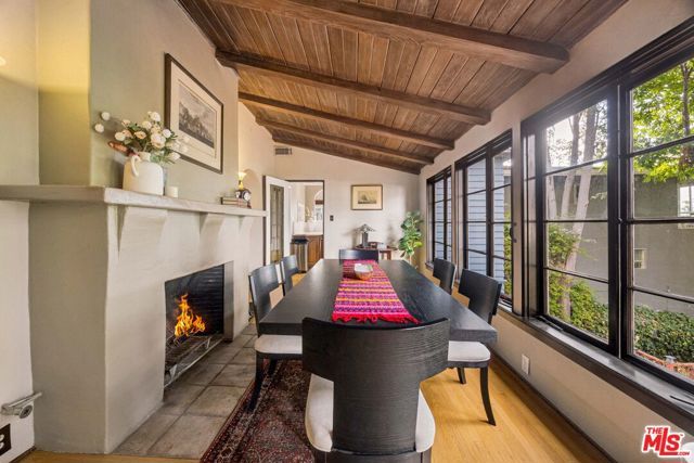 11325 Sunshine Terrace, Studio City (los Angeles), CA 91604